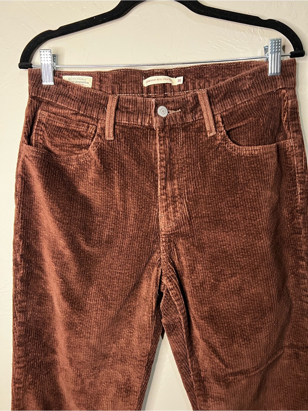 Levis Premium Quality 724 High Rise Straight Corduroy Chocolate Brown Pants - Picture 3 of 13